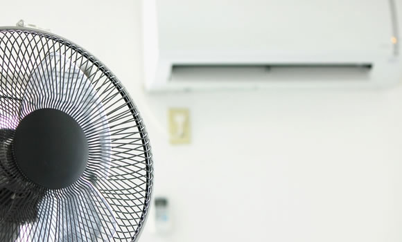 扇風機(サーキュレーター)は、冬でも活用。