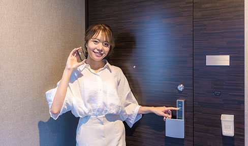 ボタンをワンタッチするだけで解錠する先進のTebraキー