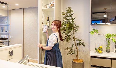 サッと取り出せる位置にあるパントリーが嬉しい！