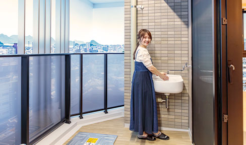 掃除や手洗いに便利なスロップシンク。ミニガーデンなど想像が膨らむ！